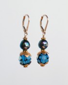 Montana Pearl Leverback Earrings