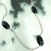 Roxie Necklace in Jet (Black)